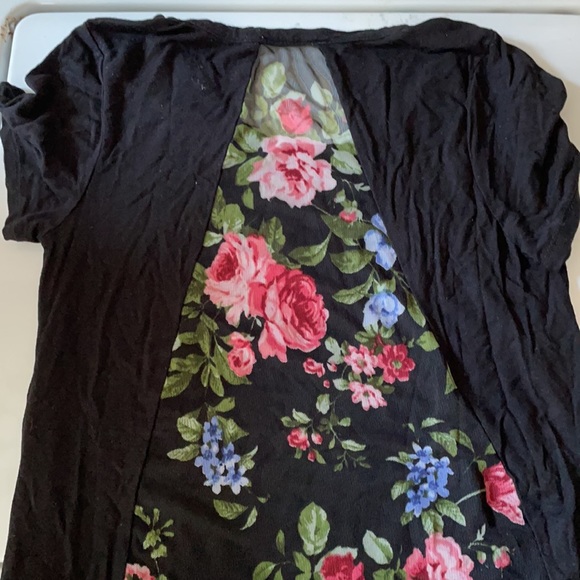 Brandy Blu maternity T-shirt w see through back - Picture 3 of 5